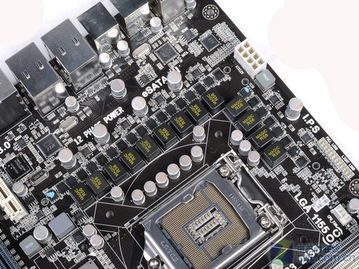 a n顯卡混交 精英旗艦p67全球搶先賞析